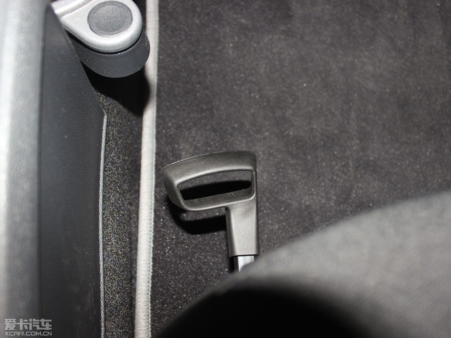 2013smart fortwo 1.0L MHD ؄e