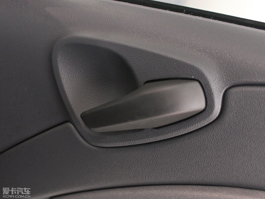 2013smart fortwo 1.0L MHD ؄e