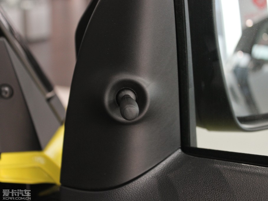 2013smart fortwo 1.0L MHD ؄e