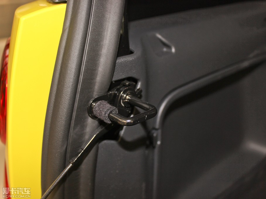 2013smart fortwo 1.0L MHD ؄e