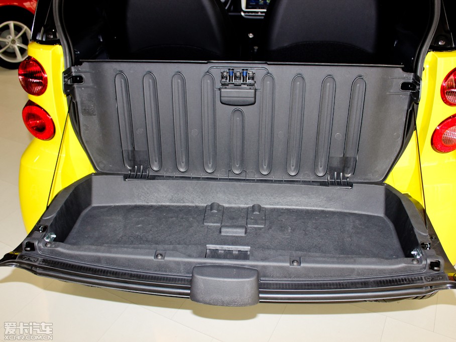 2013smart fortwo 1.0L MHD ؄e