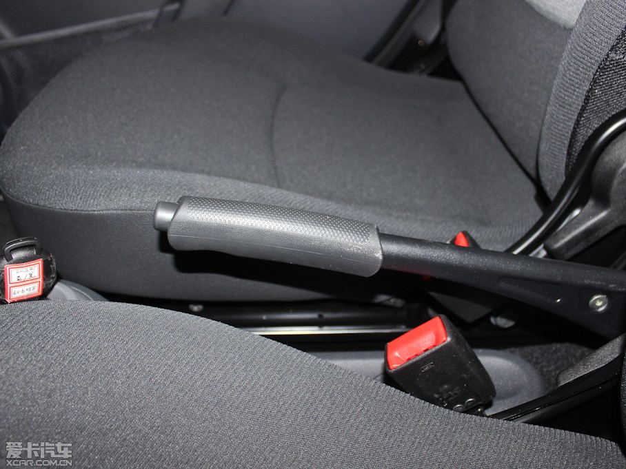 2013smart fortwo 1.0L MHD ؄e