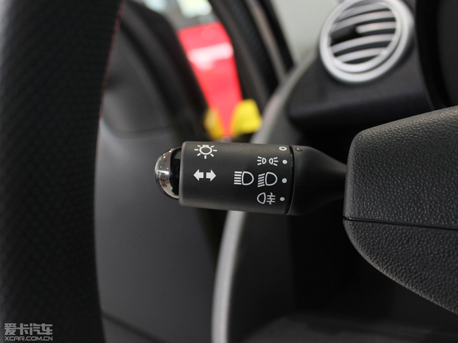 2013smart fortwo 1.0L MHD ؄e