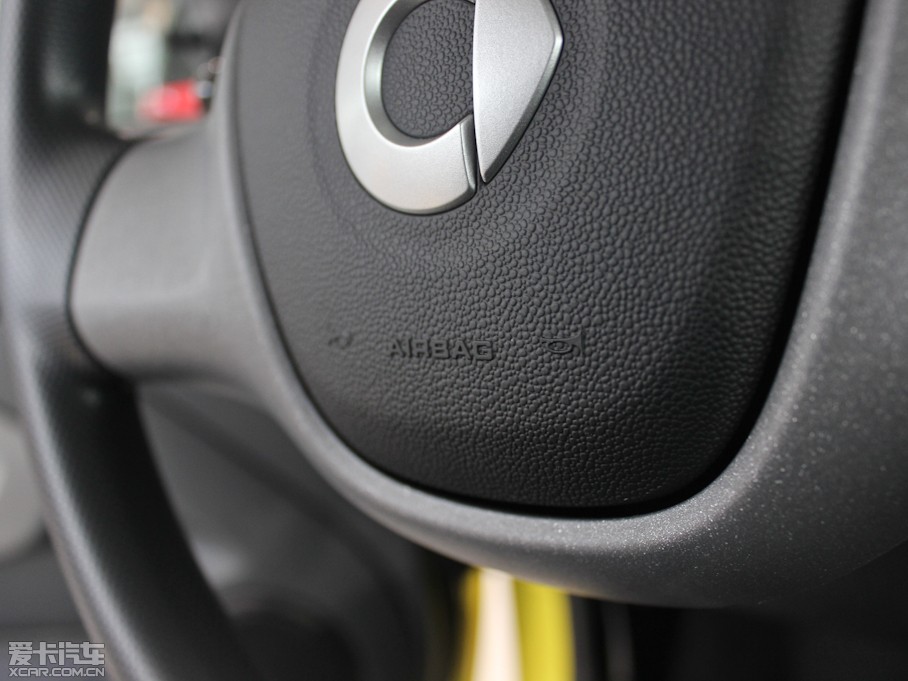 2013smart fortwo 1.0L MHD ؄e