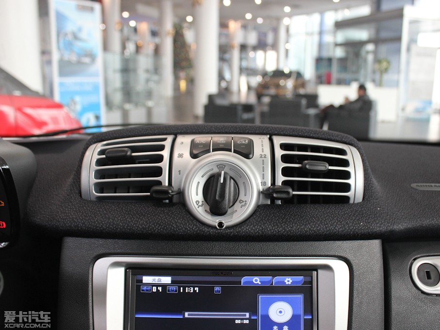 2013smart fortwo 1.0L MHD ؄e