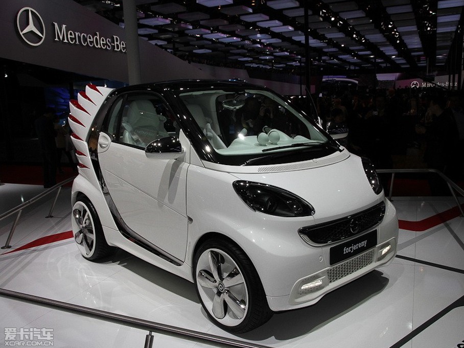 2013��smart forjeremy Jeremy Scott �؄e��