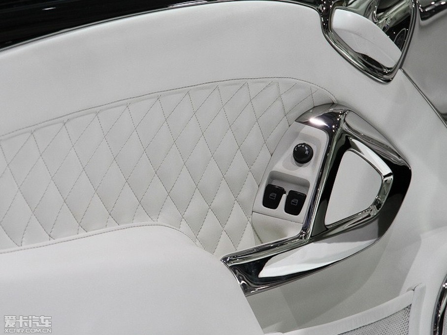 2013��smart forjeremy Jeremy Scott �؄e��