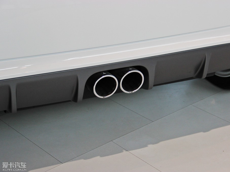 2013��smart forjeremy Jeremy Scott �؄e��