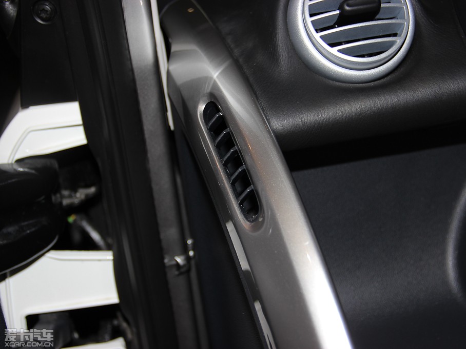 2013��smart forjeremy Jeremy Scott �؄e��