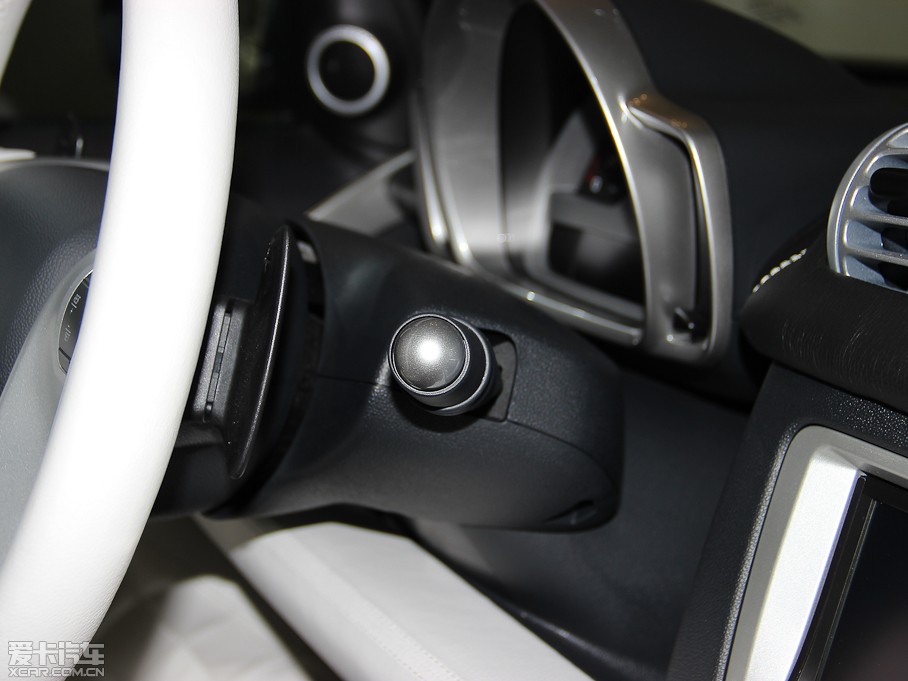 2013��smart forjeremy Jeremy Scott �؄e��