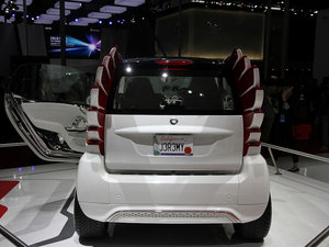 2013Jeremy Scott ؄e w^