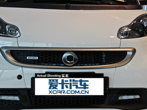 2013Jeremy Scott ؄e ^