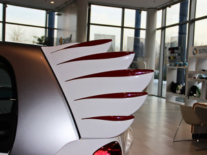 2013Jeremy Scott ؄e ^