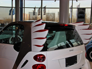 2013Jeremy Scott ؄e ^