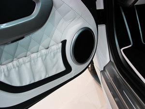 2013Jeremy Scott ؄e g