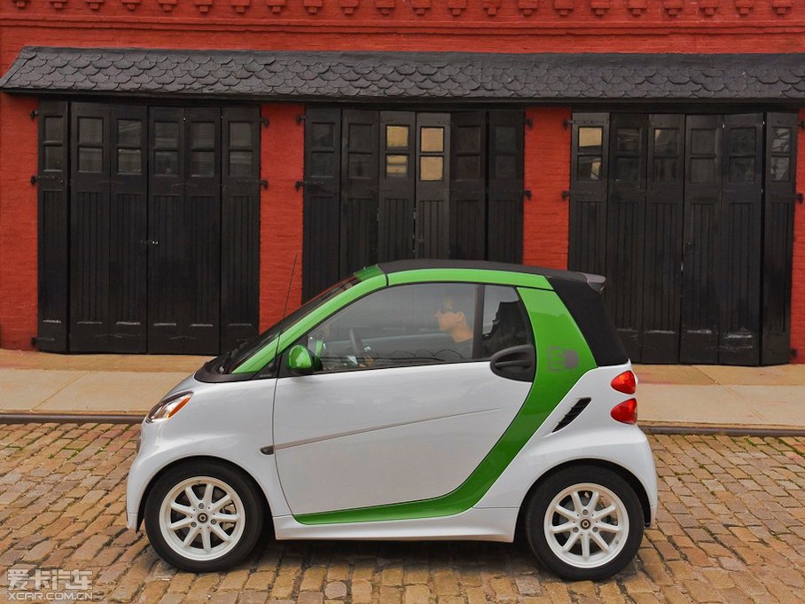 2014smart fortwo 늄܇ electric drive