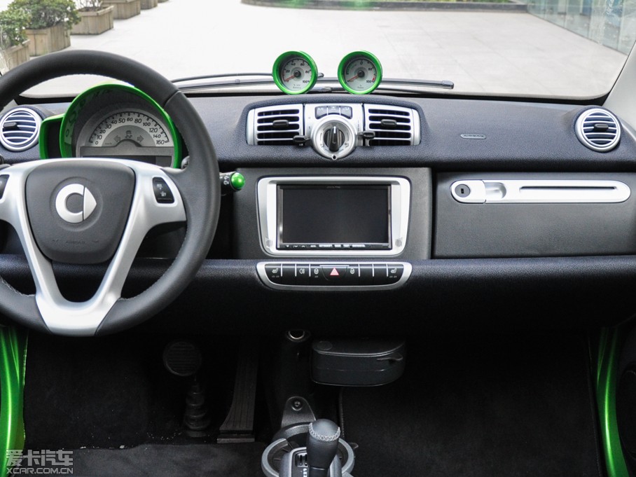 2014smart fortwo 늄܇ electric drive