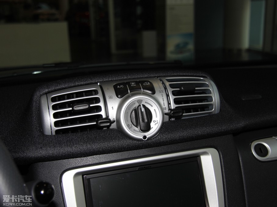 2014smart fortwo 1.0L MHD Ӳ؄e