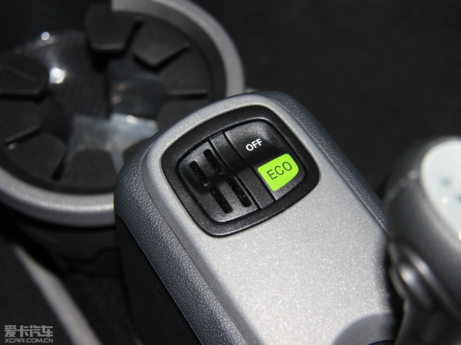 2014��smart fortwo 1.0L MHD Ӳ������؄e��