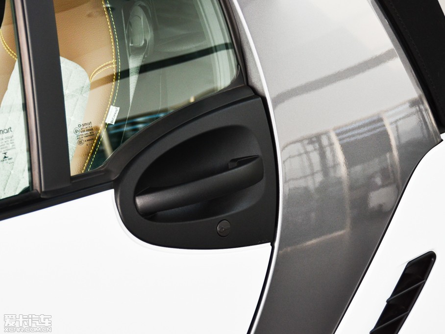 2014smart fortwo 1.0T  BoConcept؄e 