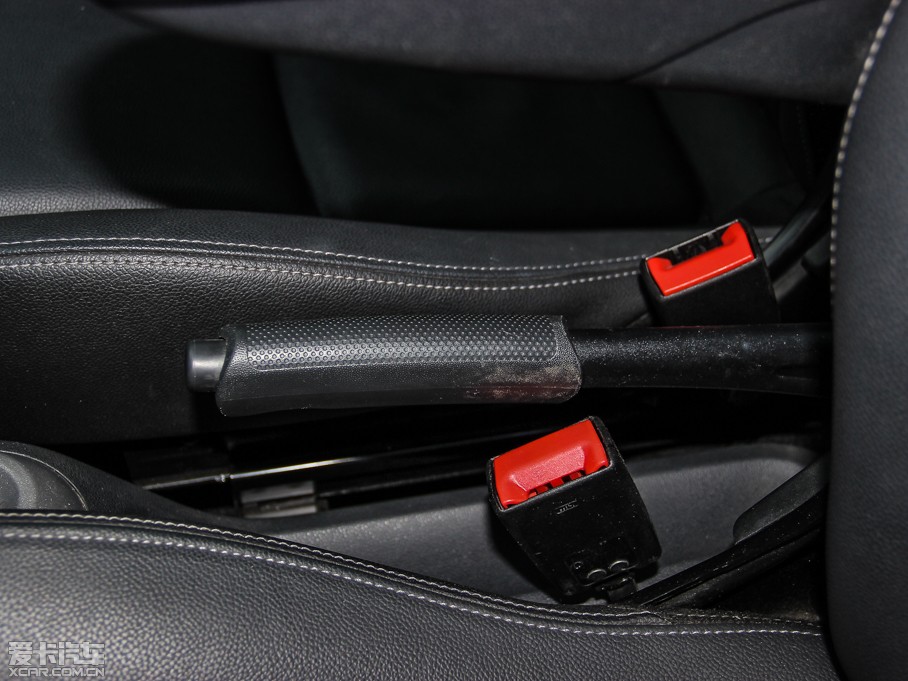 2013smart fortwo 1.0T Ӳ피