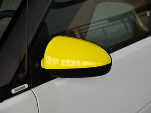 20141.0T  BoConcept؄e  (ji)^