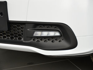 20141.0T  BoConcept؄e  (ji)^