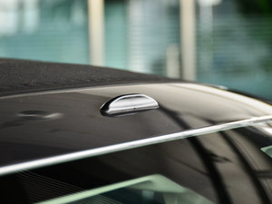 20141.0T  BoConcept؄e  (ji)^