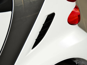 20141.0T  BoConcept؄e  ^