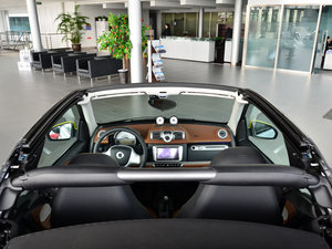 20141.0T  BoConcept؄e  ܇