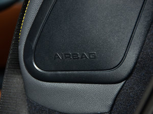 20141.0T  BoConcept؄e  п؅^