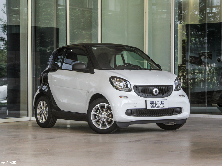 2015smart fortwo 1.0L Ӳ`Ӱ