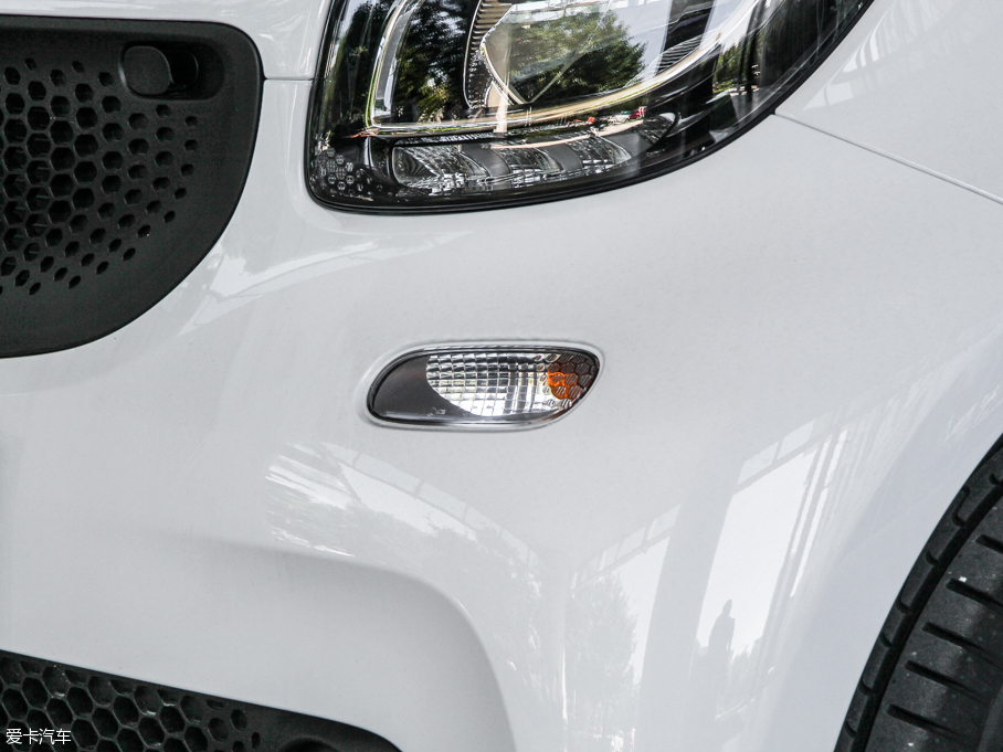 2015smart fortwo 1.0L Ӳ`Ӱ