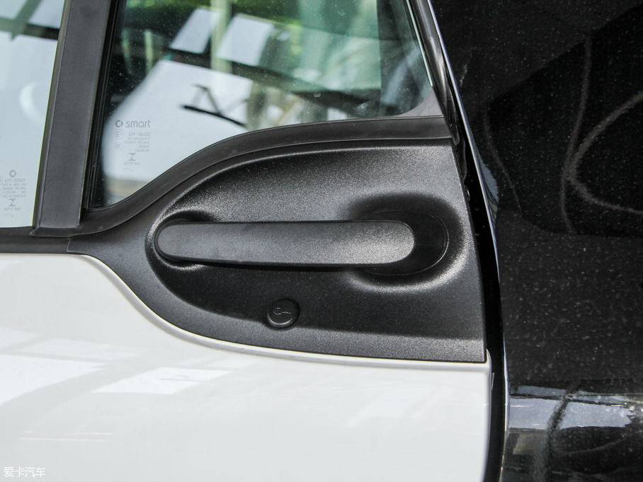 2015smart fortwo 1.0L Ӳ`Ӱ