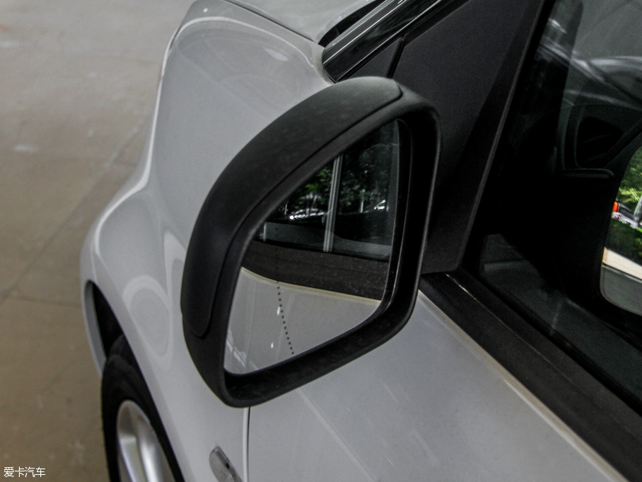 2015smart fortwo 1.0L Ӳ`Ӱ