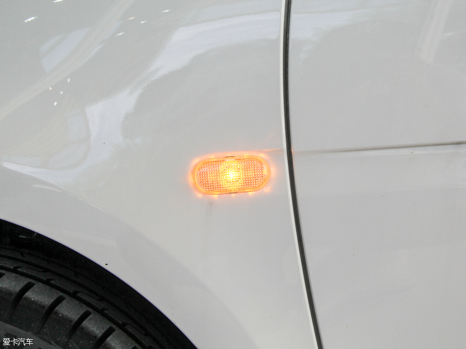 2015smart fortwo 1.0L Ӳ`Ӱ