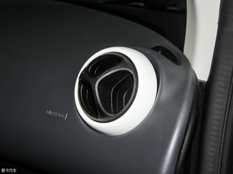 2015smart fortwo 1.0L Ӳ`(dng)