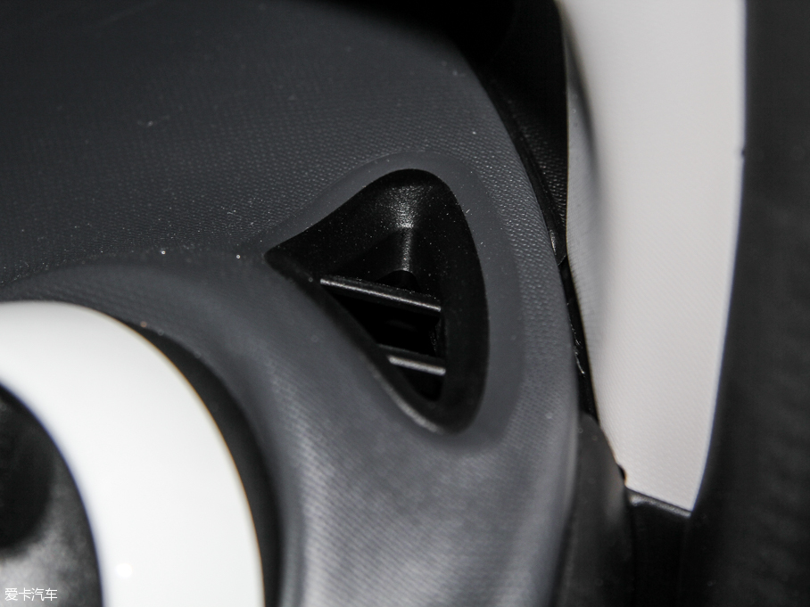 2015smart fortwo 1.0L Ӳ`Ӱ