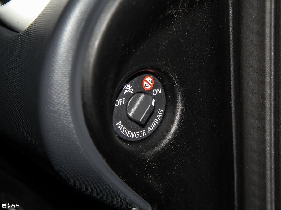 2015smart fortwo 1.0L Ӳ`Ӱ