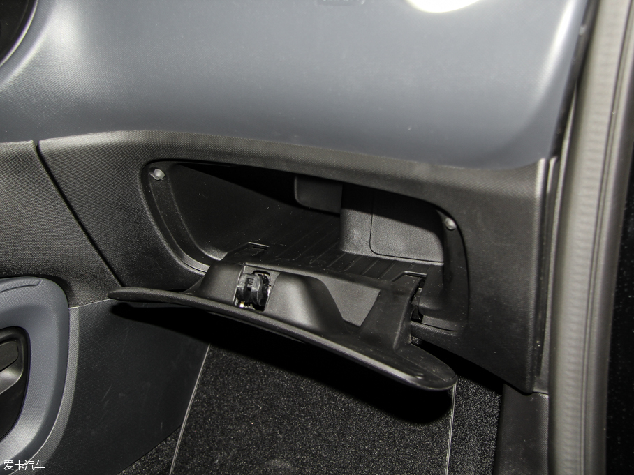 2015smart fortwo 1.0L Ӳ`Ӱ