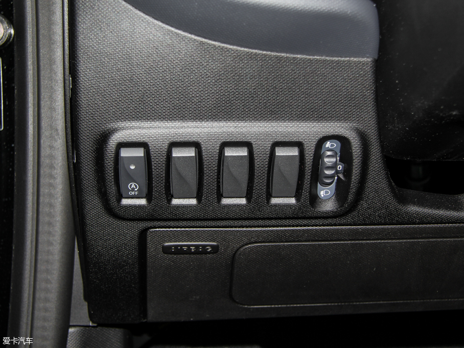 2015smart fortwo 1.0L Ӳ`Ӱ