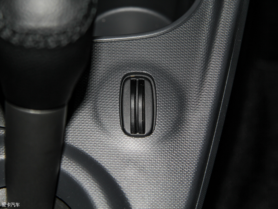 2015smart fortwo 1.0L Ӳ`Ӱ