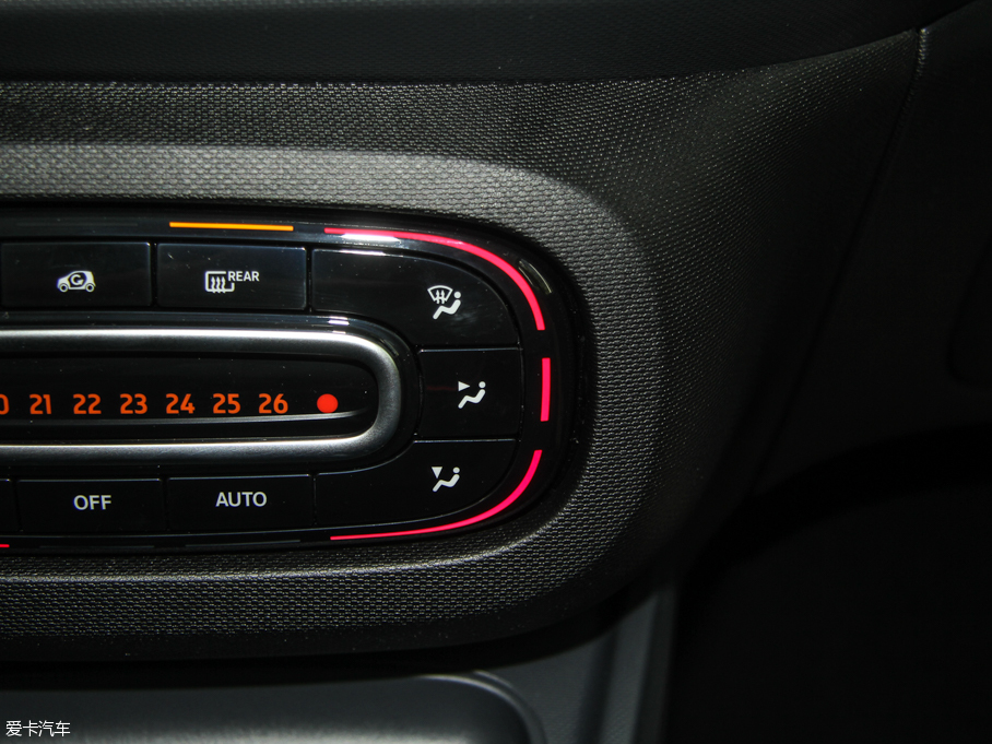 2015smart fortwo 1.0L Ӳ`Ӱ