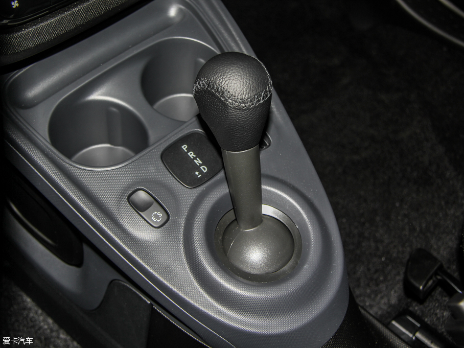 2015smart fortwo 1.0L Ӳ`(dng)