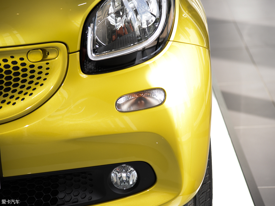 2016��smart forfour 0.9T ���ෲ�؄e��