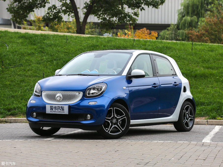 smart fortwosmartforfourǾԿ˵ǡֵɡĴܶ߶ǳǵƺͳߴȥġsmart forfour 0.9T °棩