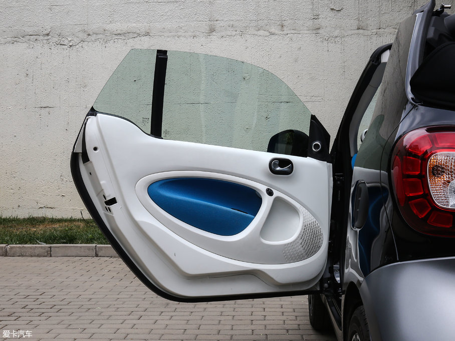 2016smart fortwo 0.9T °