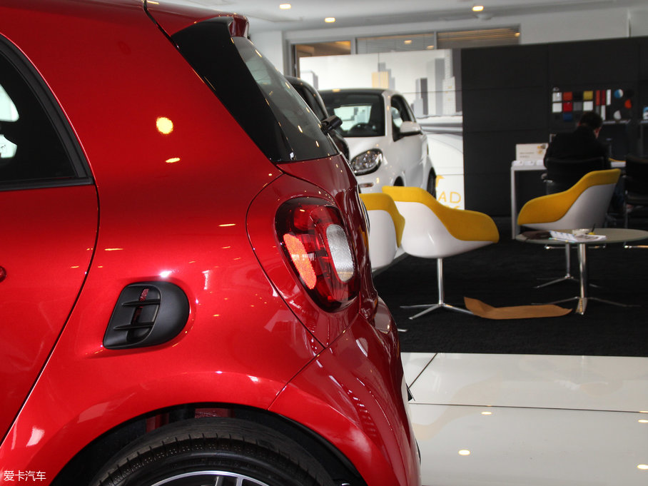 2017smart forfour BRABUS Xclusive