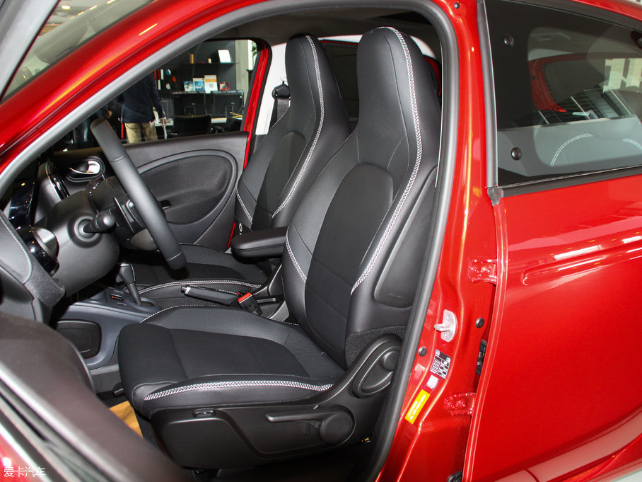 2017smart forfour BRABUS Xclusive