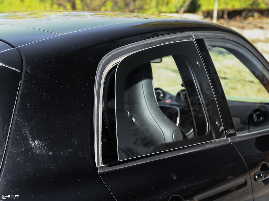 2017smart forfour BRABUS Xclusive